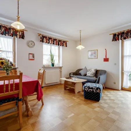 With Amenities, Garden And Sauna * Dietersdorf