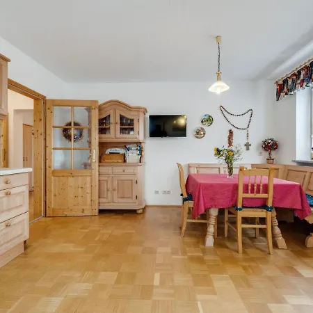 With Amenities, Garden And Sauna Apartment *