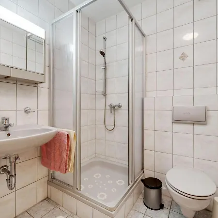 With Amenities, Garden And Sauna Apartment *