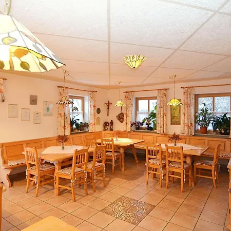 With Amenities, Garden And Sauna * Dietersdorf